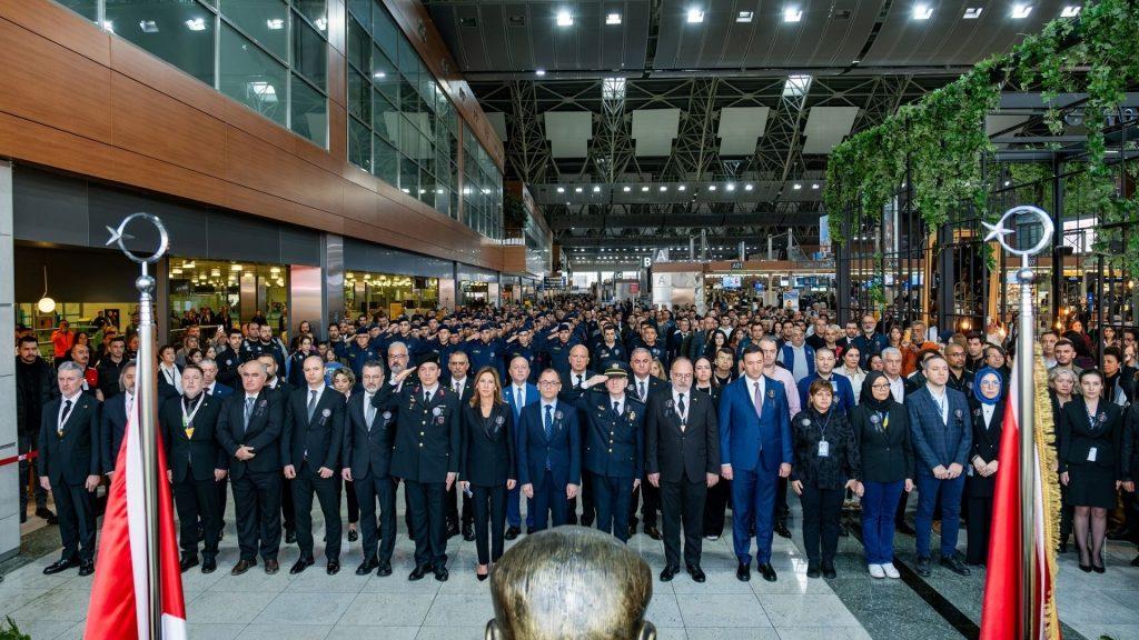 Atatürk, 10 Kasım’da İstanbul Sabiha Gökçen’de Özel Bir Hologram İzletisiyle Anıldı | 11 Kasım 2024